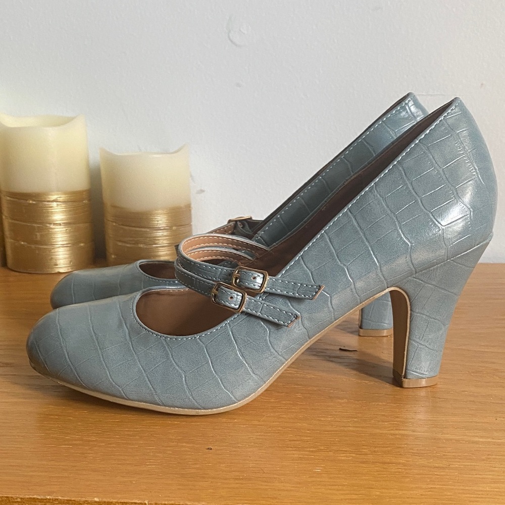 Journee Collection Women's Blue Gray Double Strap Heels
